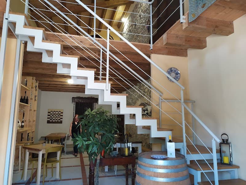 Immagine di Xeravuli Vini, Azienda Agricola produzione vini R. Gioia a Piana degli Albanesi, Sicilia