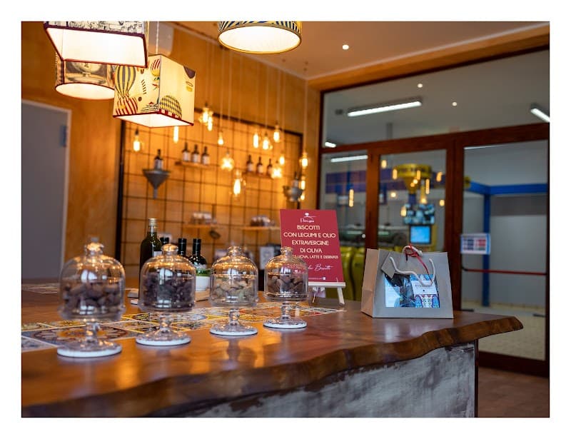 Immagine di Azienda Agricola Perugini & Frantoio Silvestri a Ponte di Ferro, Umbria