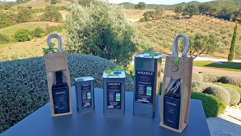 Immagine di Poggio Mirabile - Olio Biologico a Poderi, Toscana