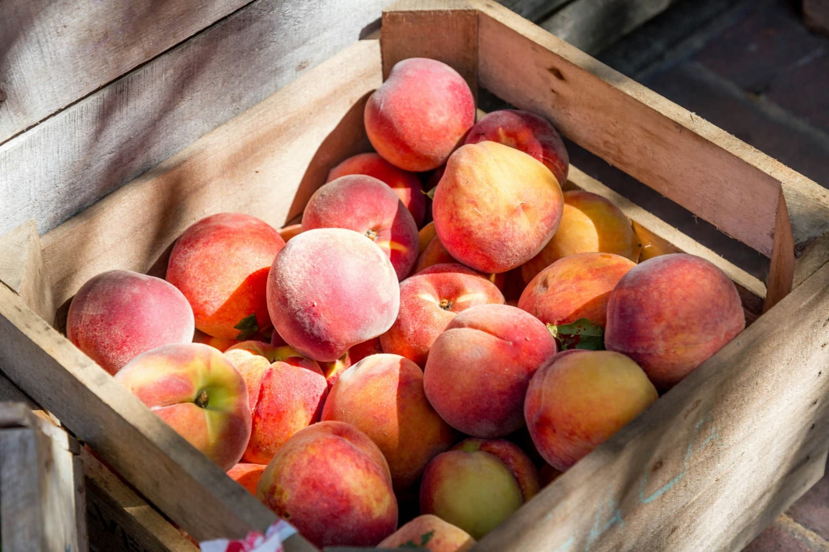 Pesche fresche estive
